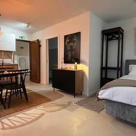 Apartman Iii By Guide *